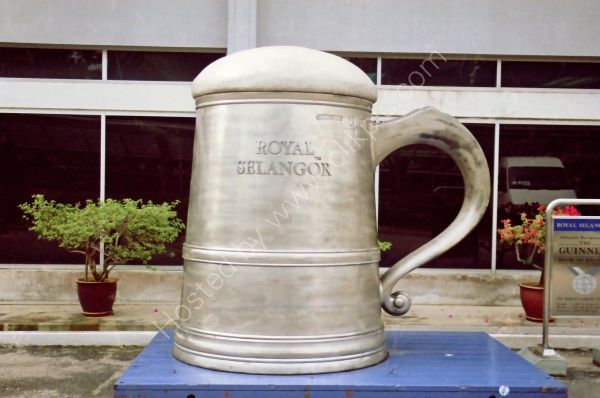 Huge Tankard, Royal Selangor Factory, Kuala Lumpur